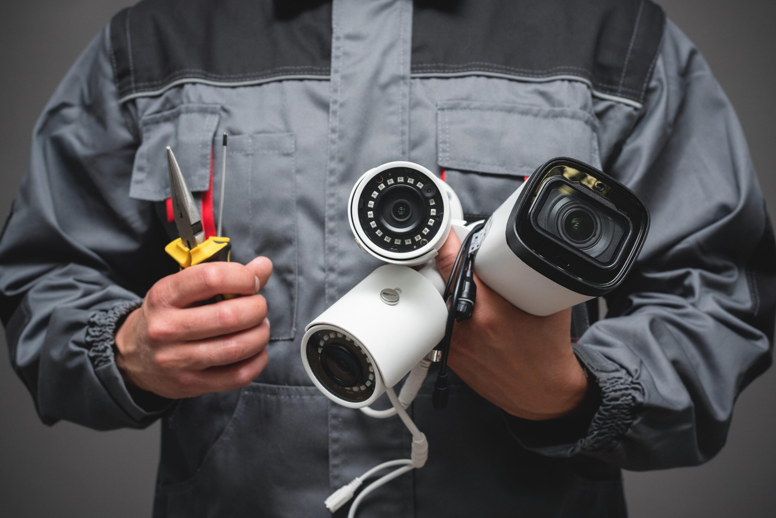 Choosing the Right Security Camera System for Your Home